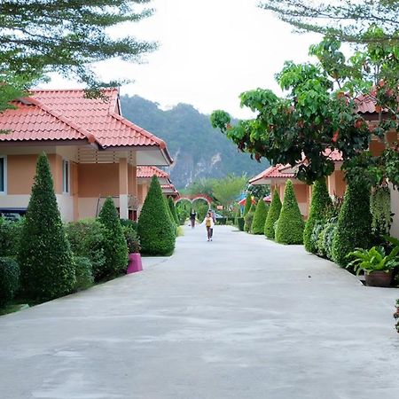 Naris Phuview Resort Satun Eksteriør bilde