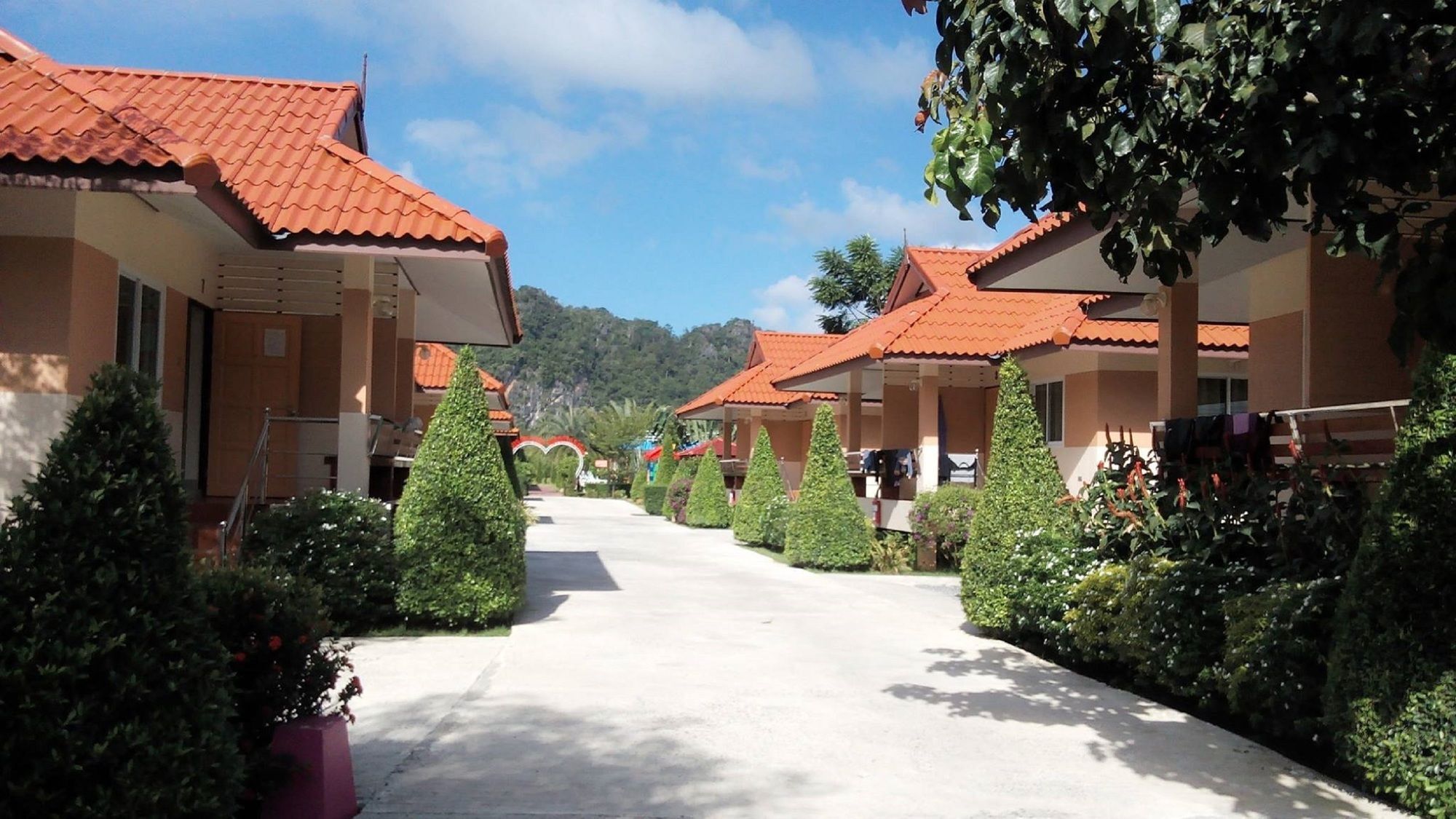Naris Phuview Resort Satun Eksteriør bilde